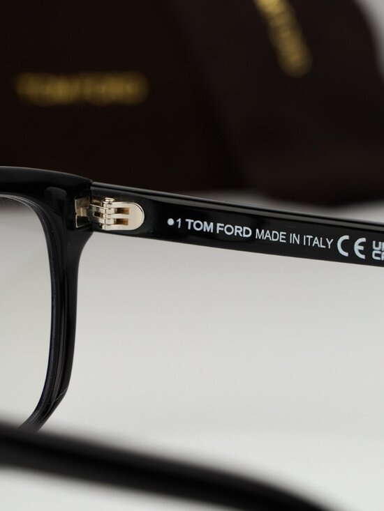 Tom Ford Women Eyeglasses Black Blue Block Square FT5939-B 001 NEW AUTHENTIC main image 7